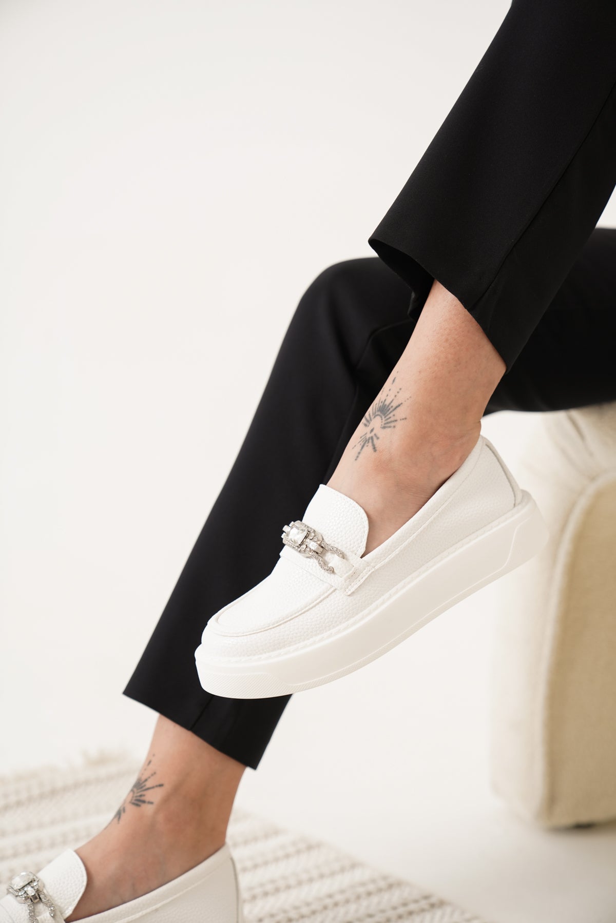 lunella taşlı loafer beyaz kadın ayakkabı