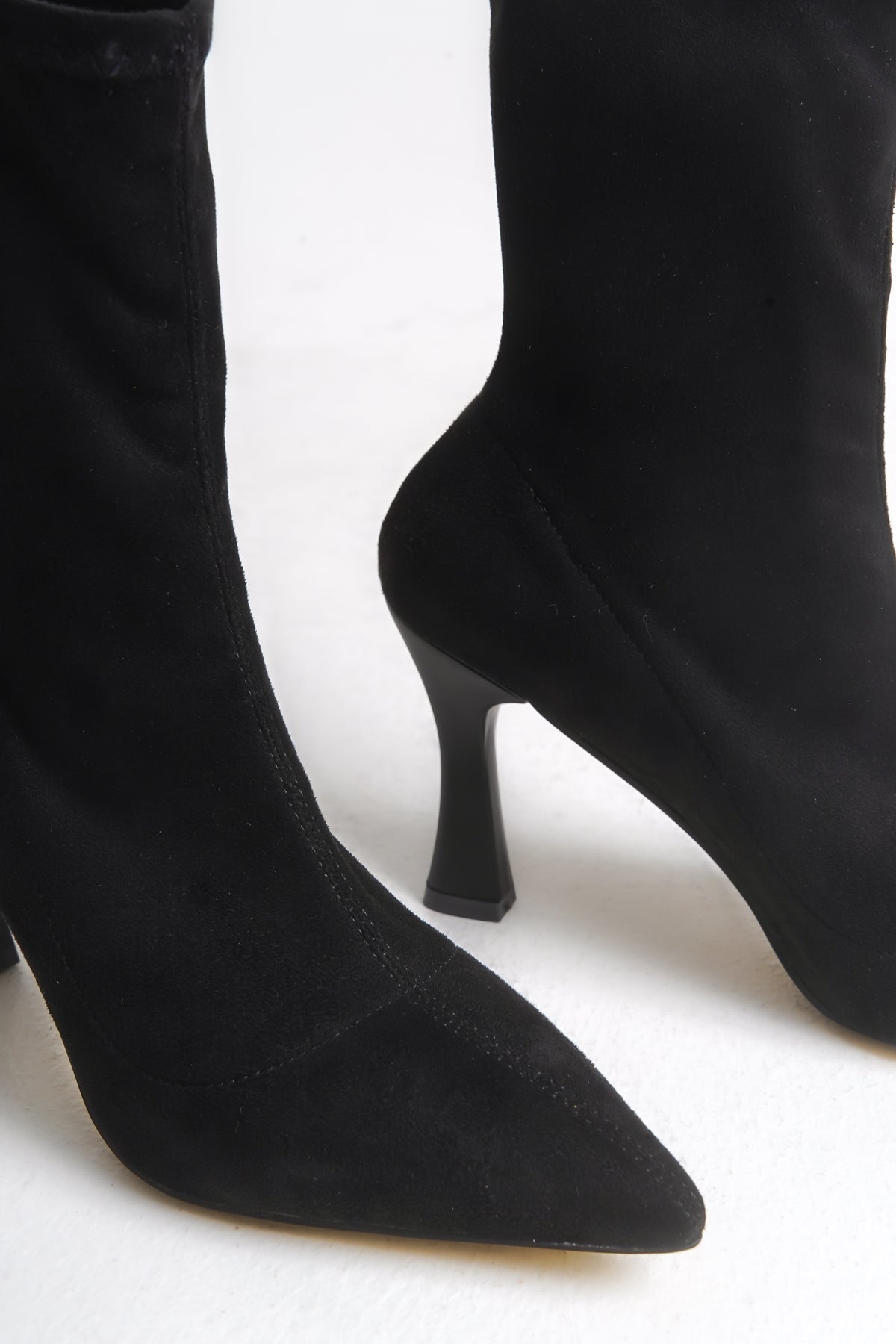 TAYRA STREÇ BOT 743-SS SİYAH SÜET